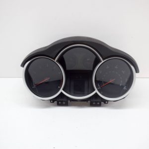 Cruze (J300) Kombiinstrument