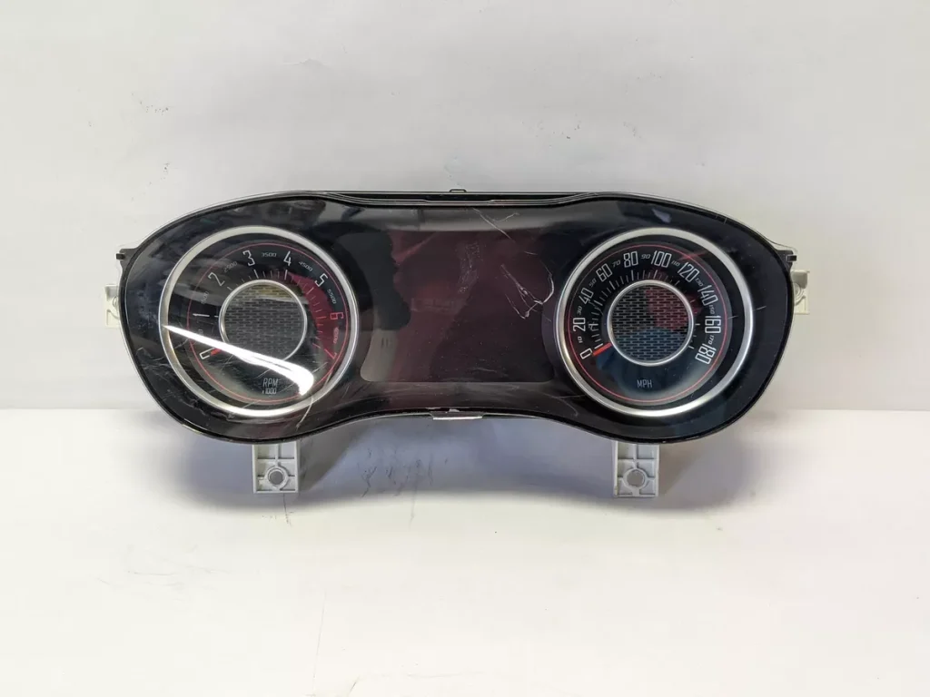 Reparatur Dodge Challenger Kombiinstrument (Tacho Reparatur)