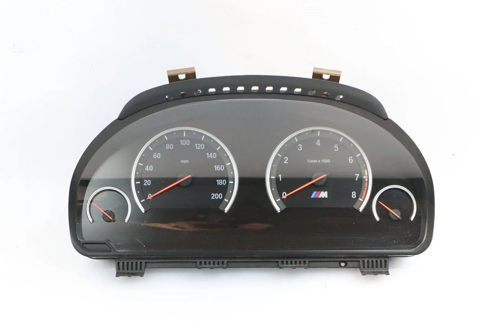 Reparatur BMW M5 Kombiinstrument (Tacho Reparatur)