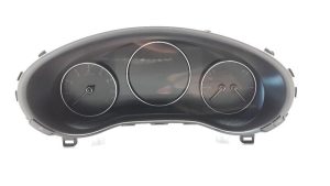 CX-30 Kombiinstrument