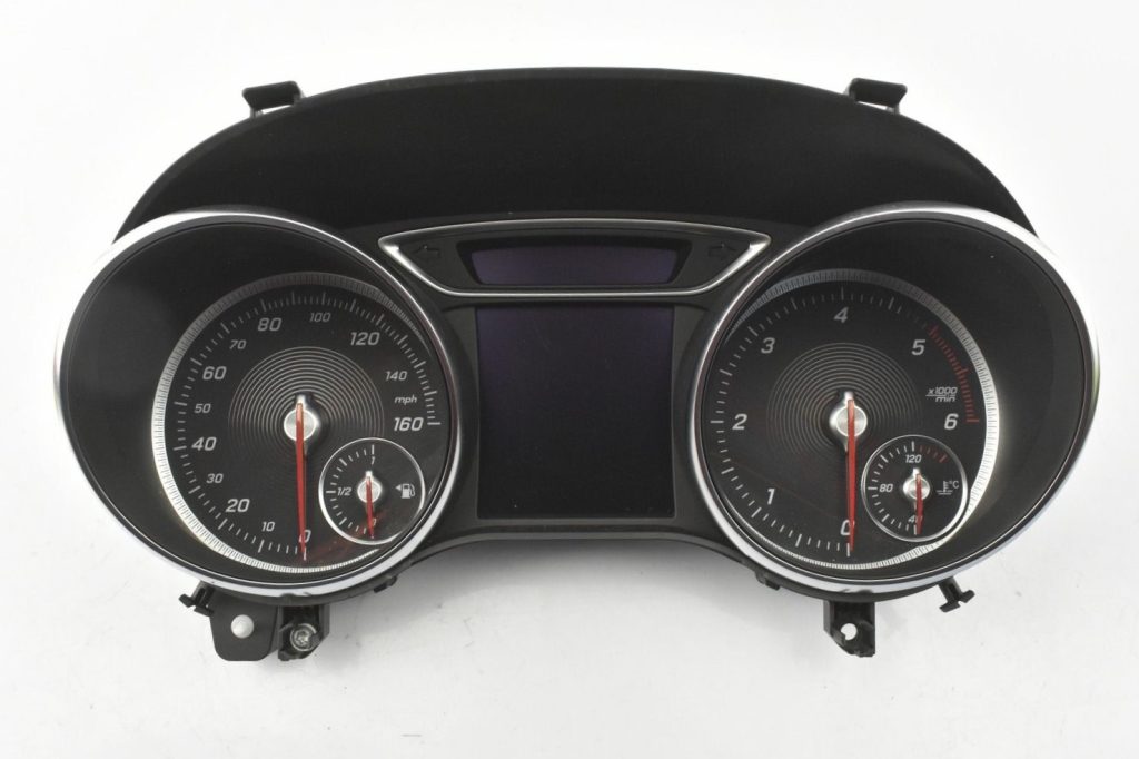 Reparatur Mercedes GLA (X156) Kombiinstrument (Tacho Reparatur)