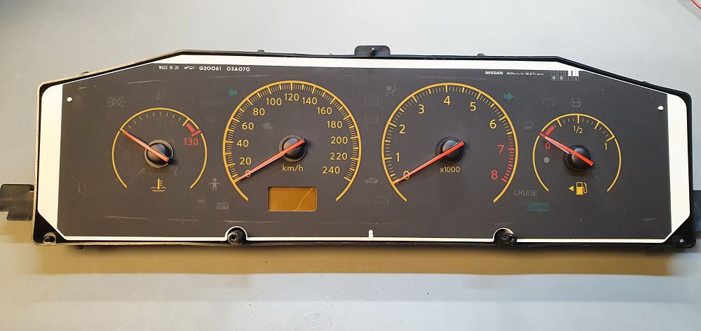 Reparatur Nissan Primera Kombiinstrument (Tacho Reparatur)