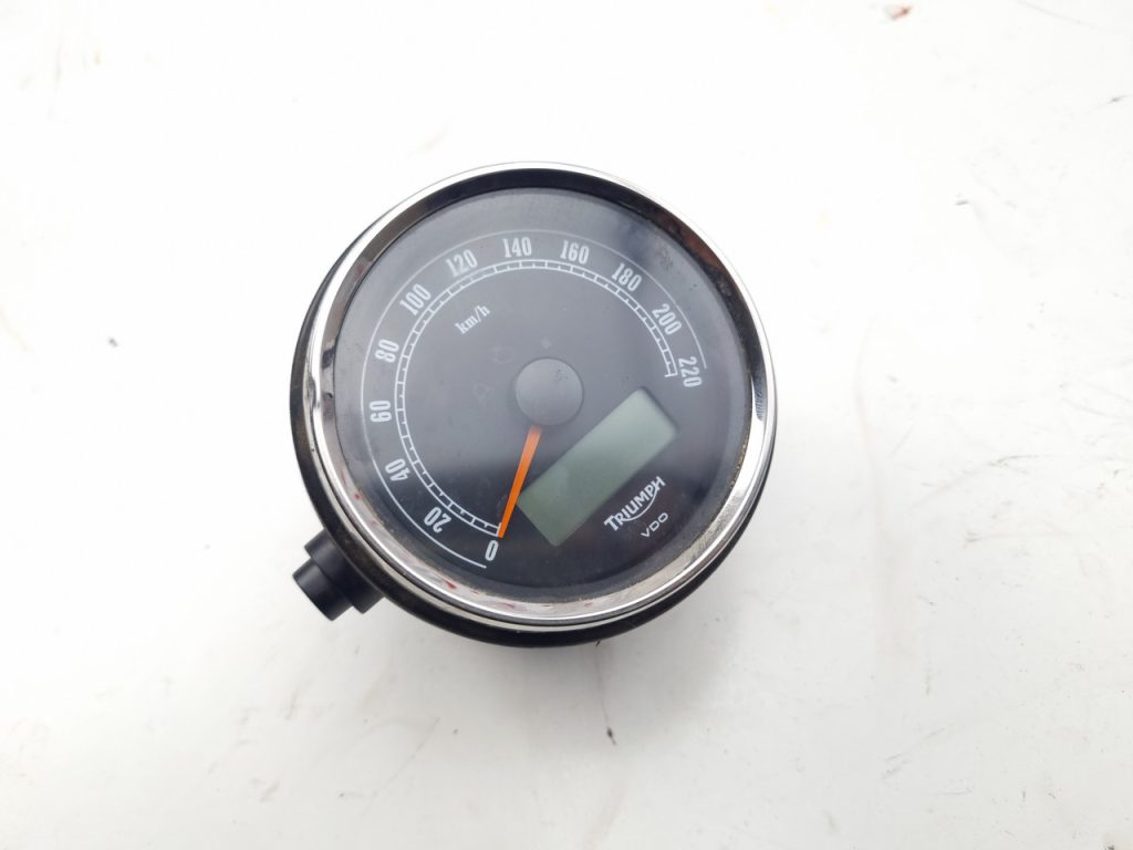 Reparatur Triumph Bonneville Kombiinstrument (Tacho Reparatur)