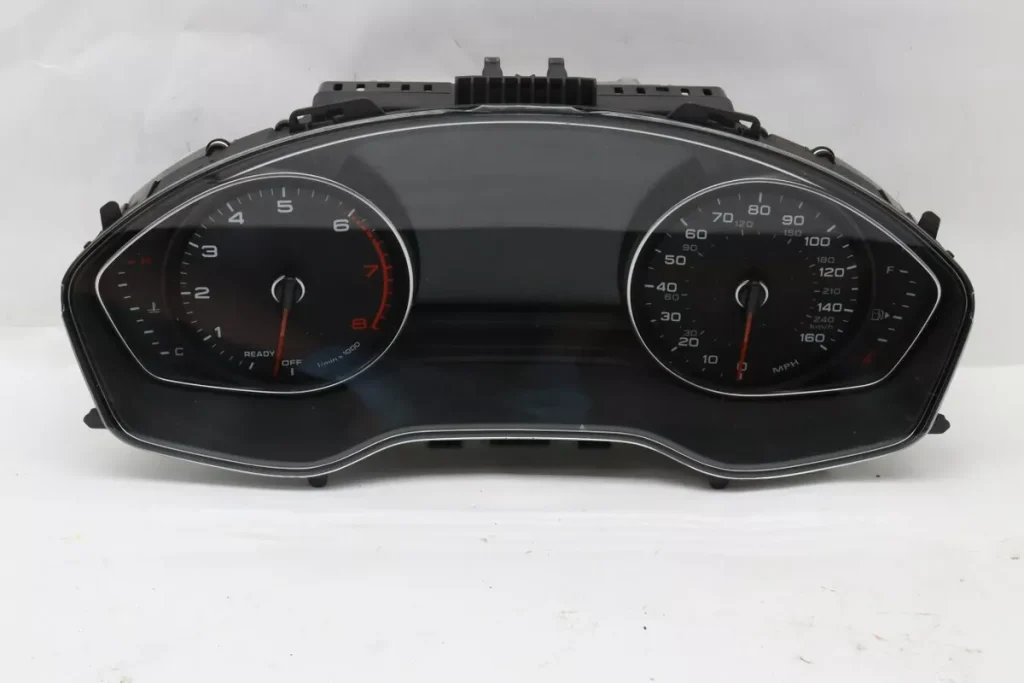 Reparatur Audi Q8 Kombiinstrument (Tacho Reparatur)